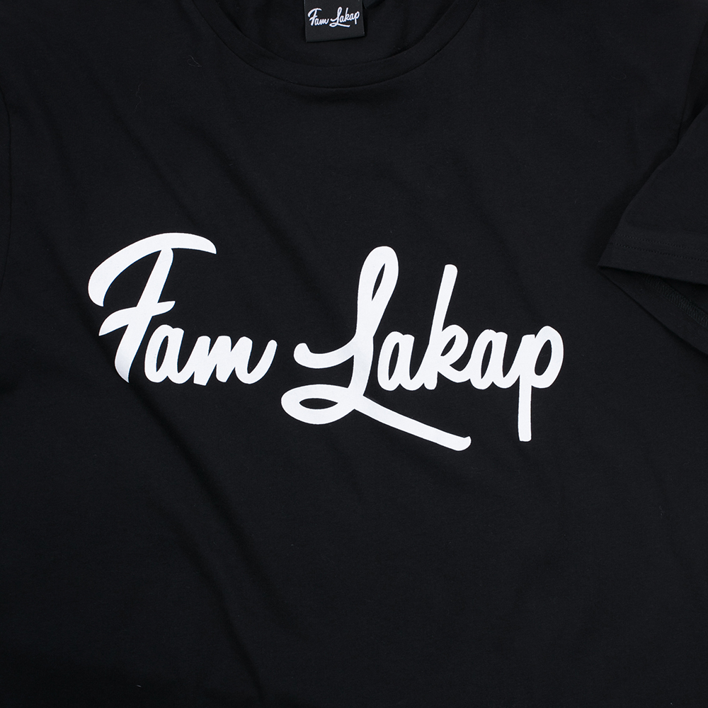 Helm Kritiek Elektronisch T-shirt Fam Lakap – Familie La Kap